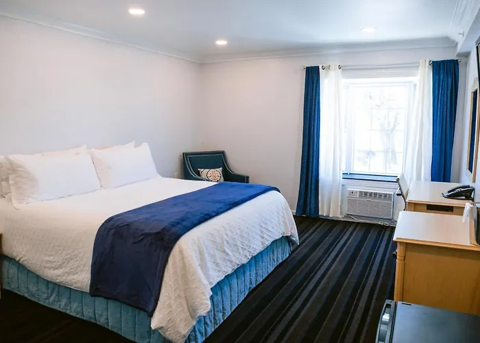 Napa Valley Hotel & Suites