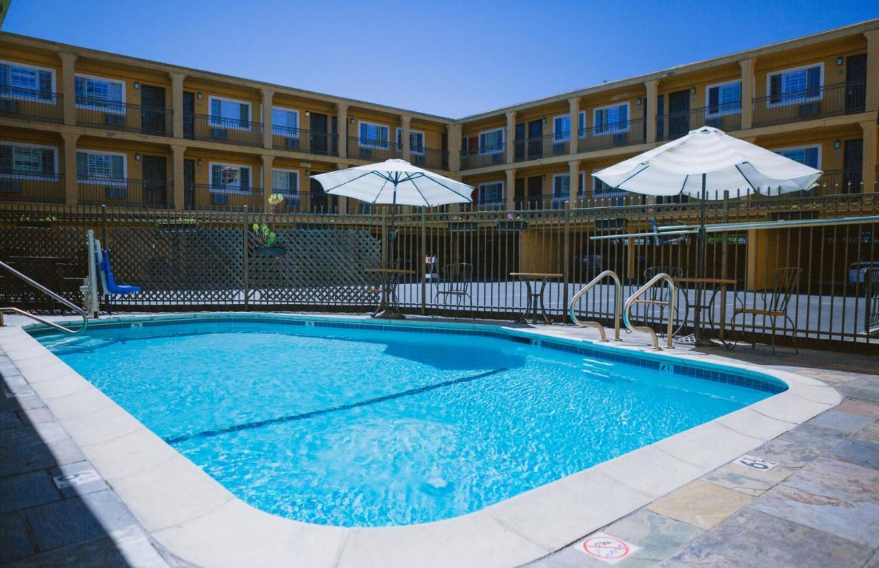 Valley & Motel Napa